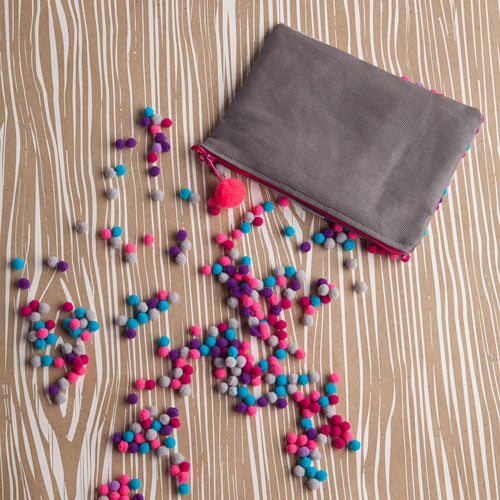 Craft-tastic Pom Purse kit