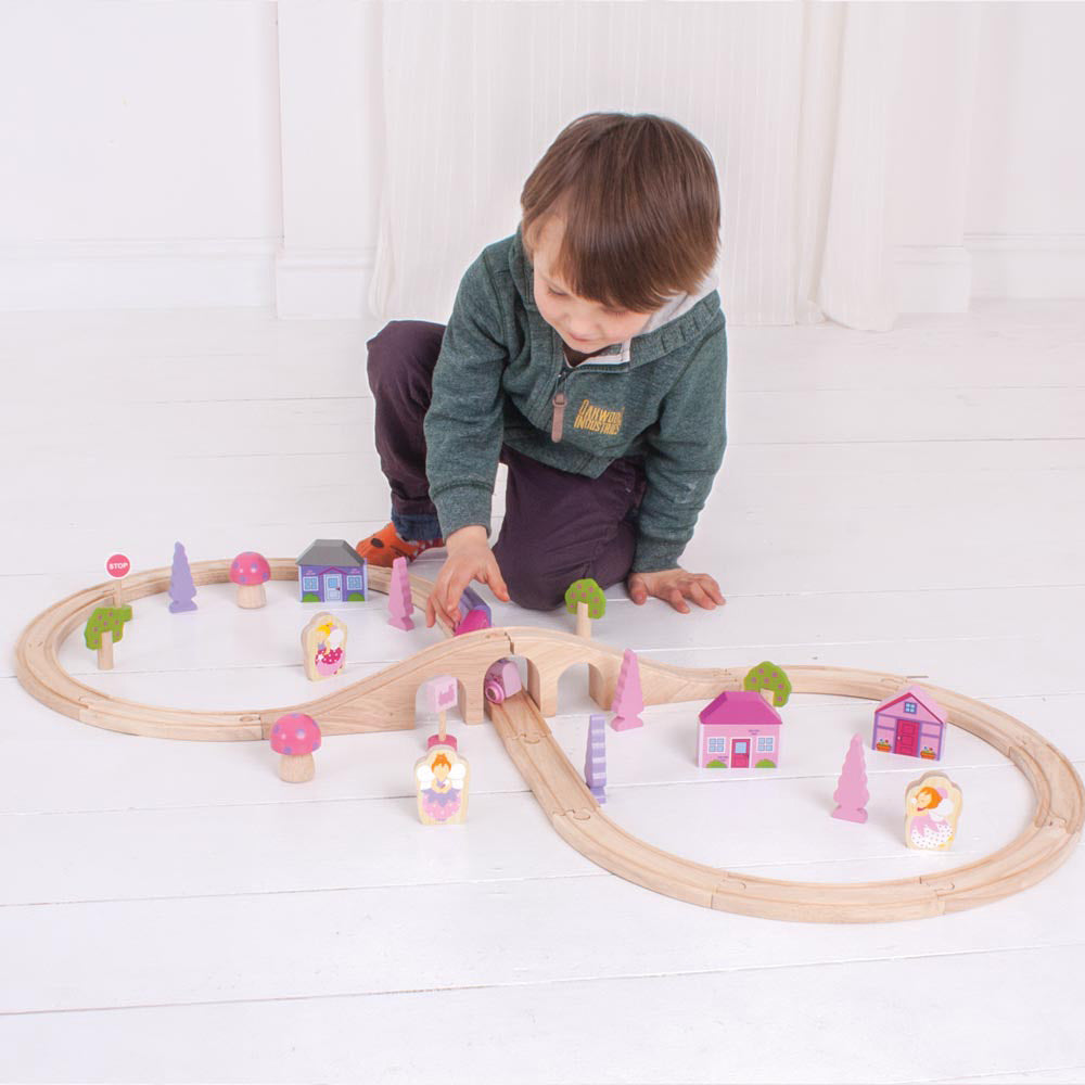 Fairy Figure of EIght Train Set