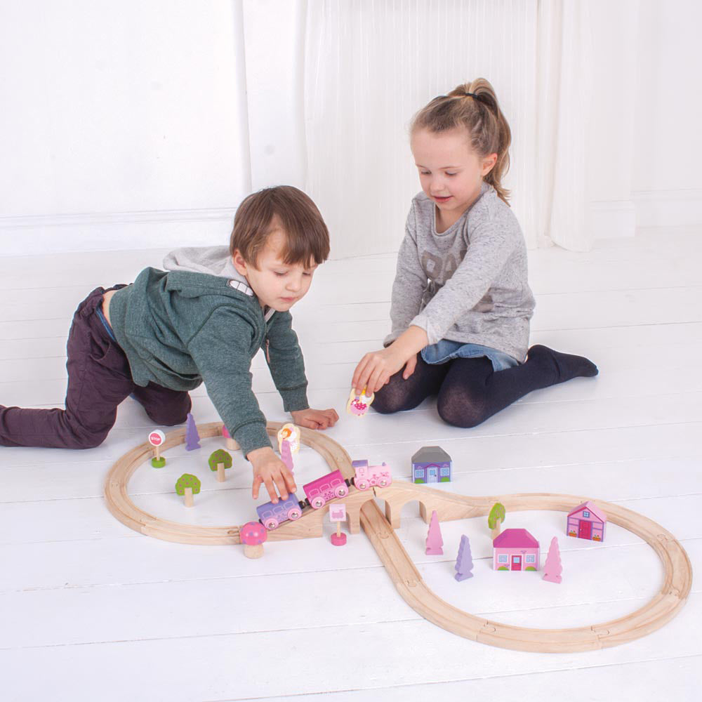 Fairy Figure of EIght Train Set