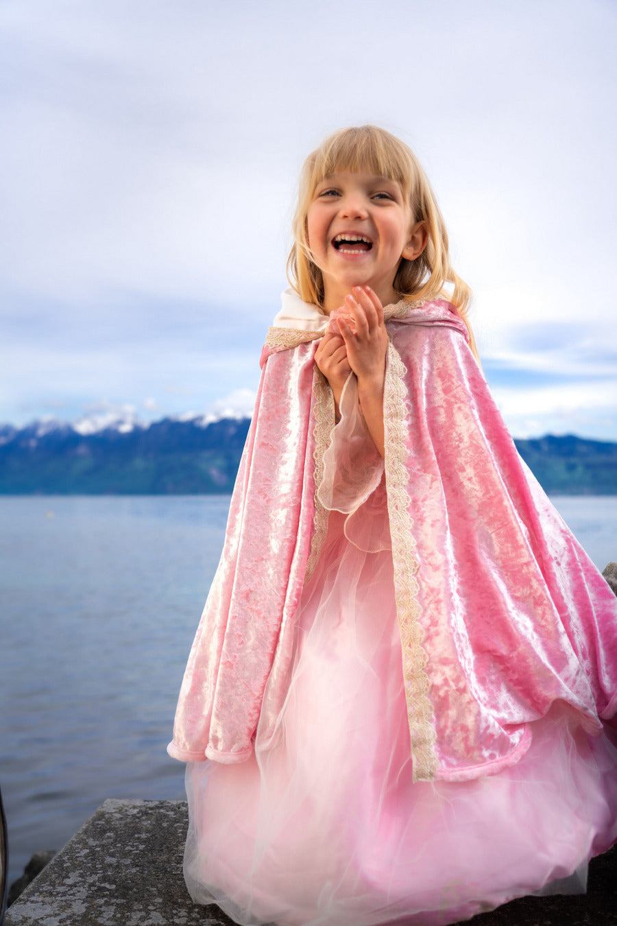 Deluxe Pink Princess Cape (Size 5-6)