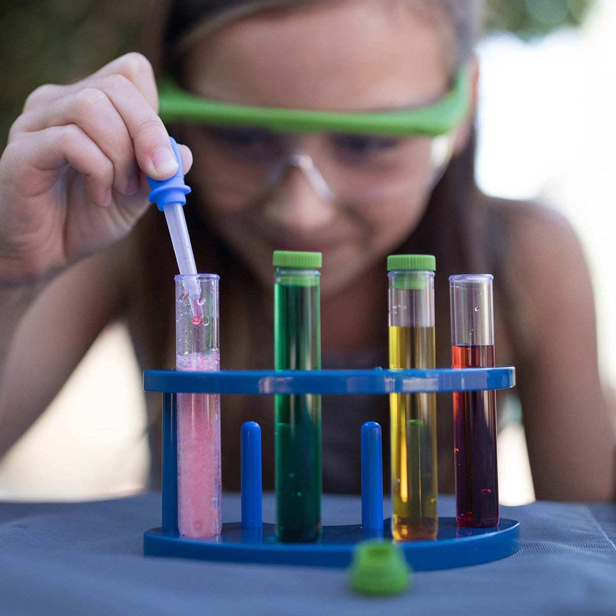 GeoSafari Rockin' Reactions Chemistry Set