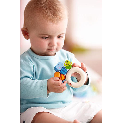 clutching toy jungle