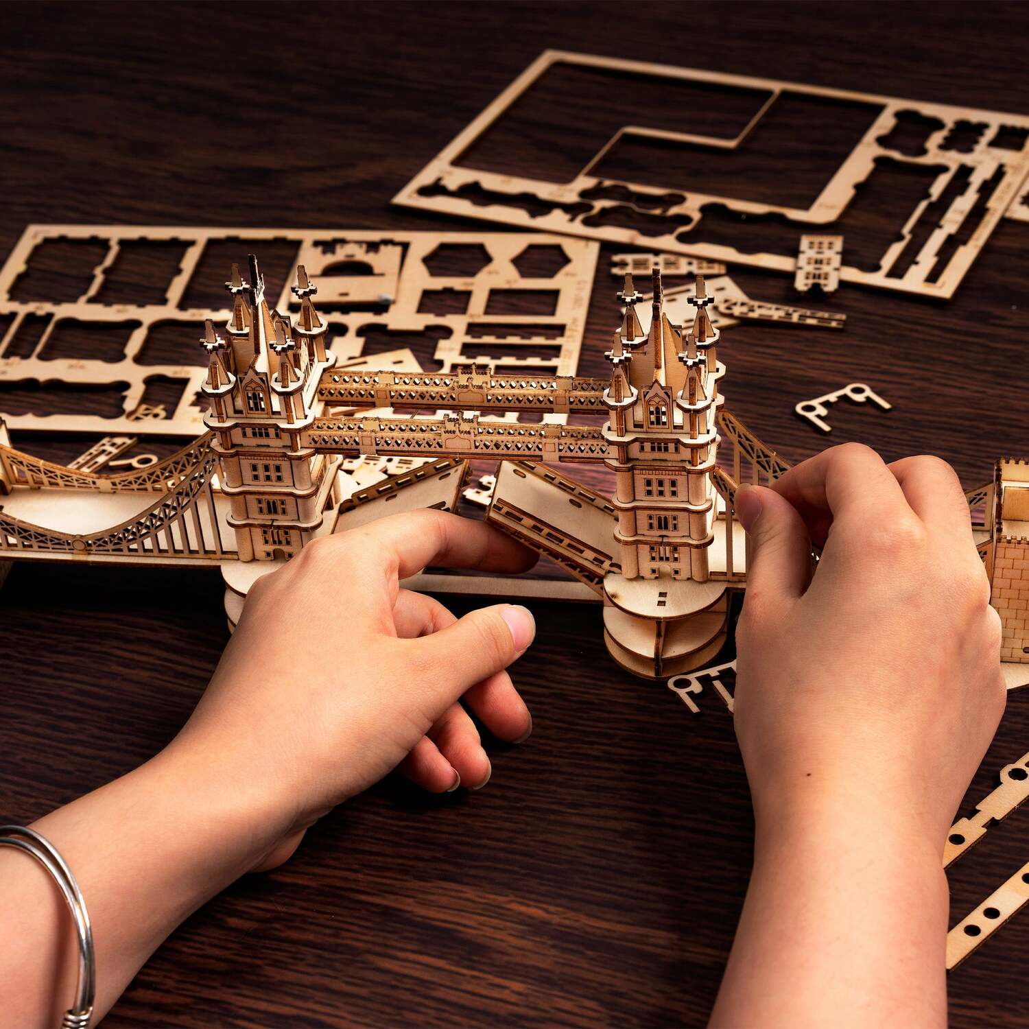 3D Modern Wooden Puzzle - Tower Bridge with LED Lights