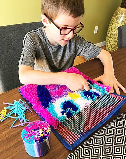 Latchkits Owl Mini-Rug Craft Kit