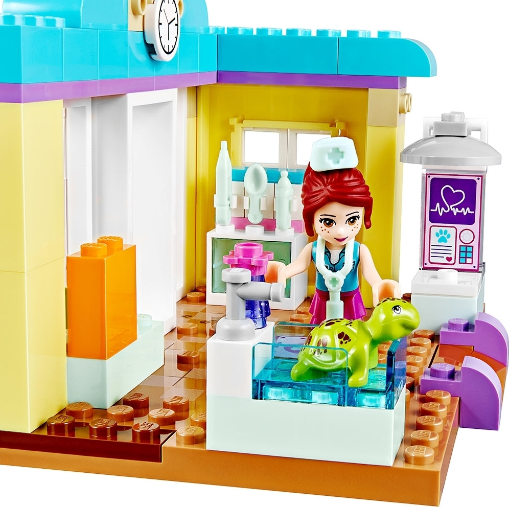 LEGO Mia's Vet Clinic