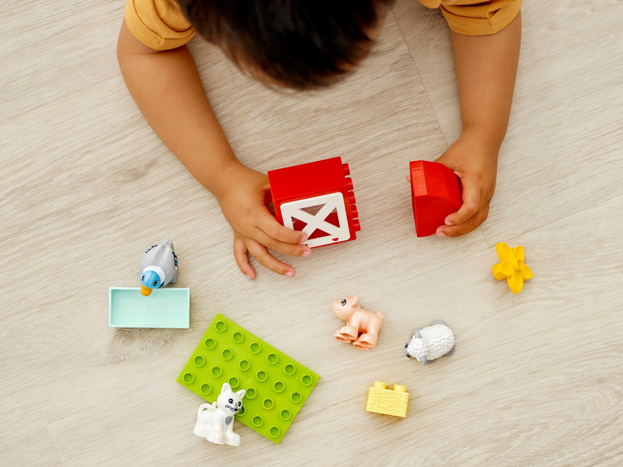 LEGO DUPLO: Farm Animal Care