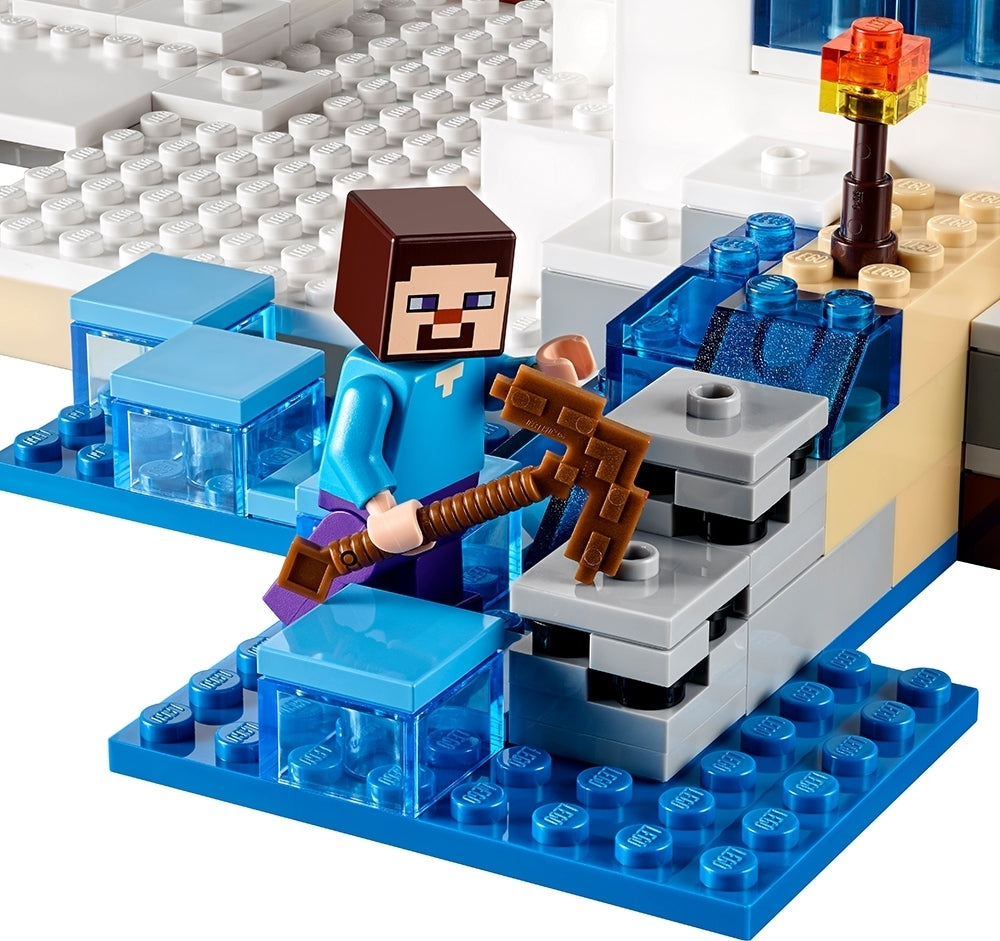 LEGO The Snow Hideout