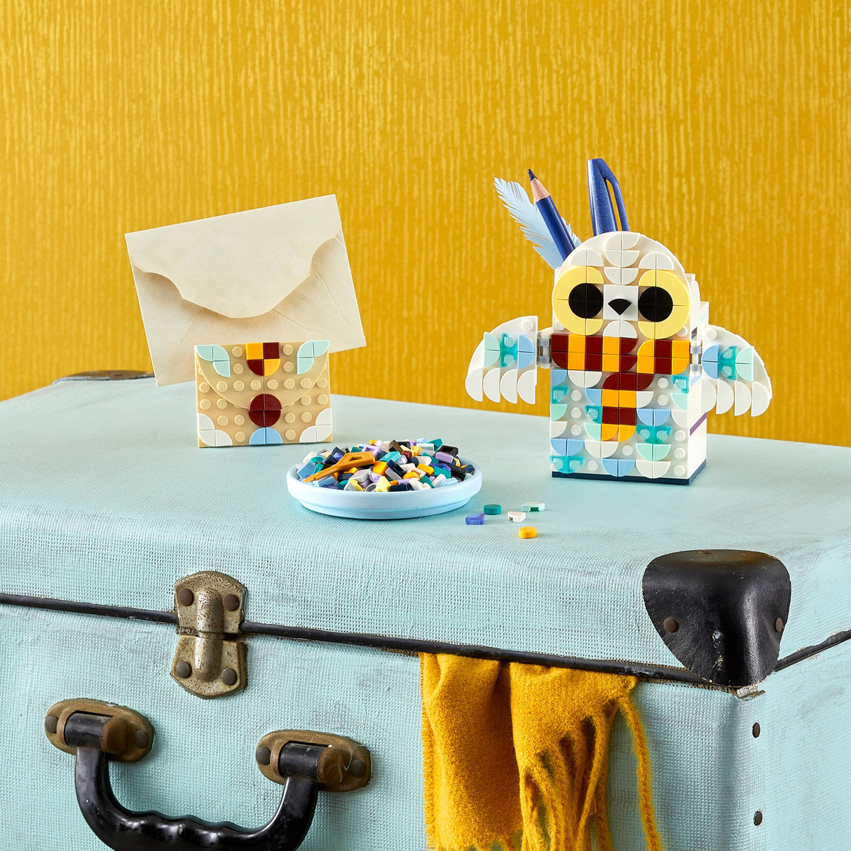LEGO DOTS® Hedwig Pencil Holder Toy Crafts Set