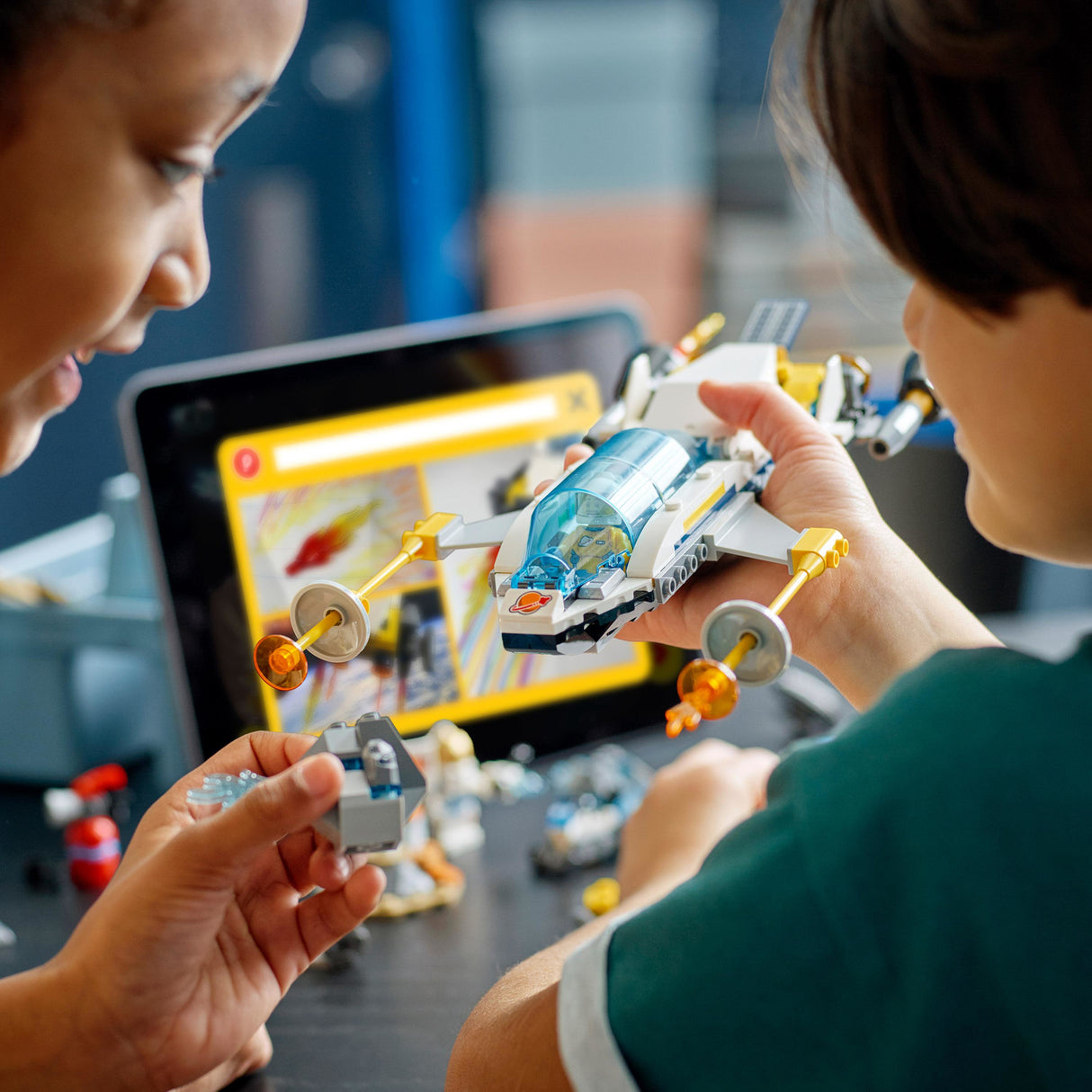 LEGO City Mars Spacecraft Missions Set