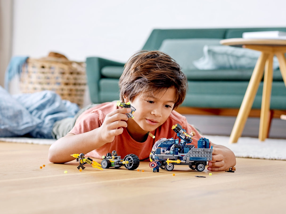 76143 Avengers Truck Takedown