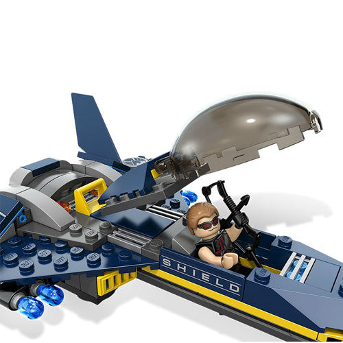 LEGO Hulks Helicarrier Breakout