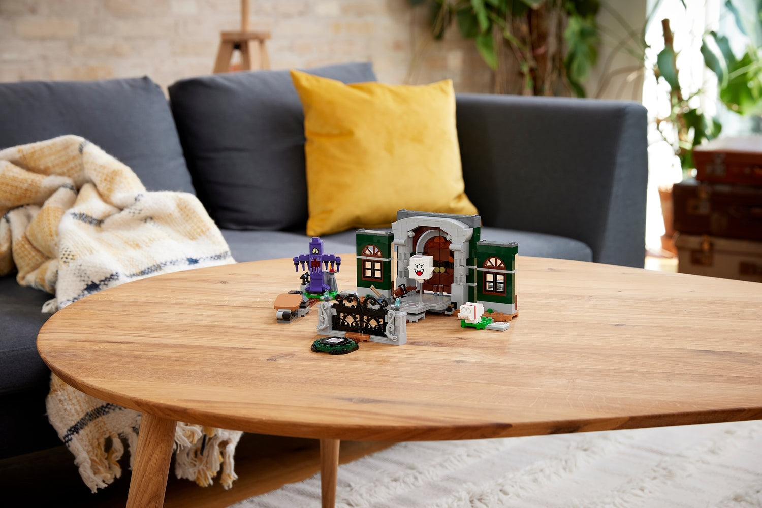 LEGO Super Mario: Luigi's Mansion Entryway Expansion Set