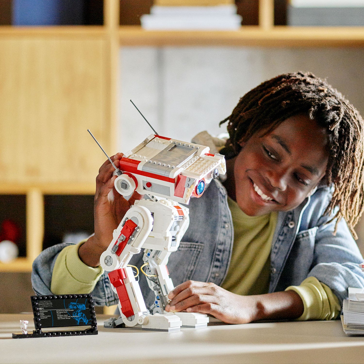 LEGO® Star Wars BD-1 Droid Model Building Kit