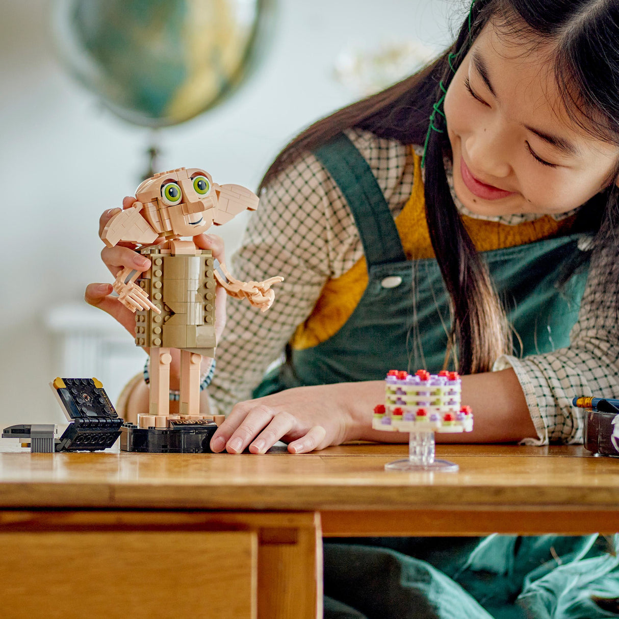 LEGO Harry Potter Dobby the House-Elf Figure