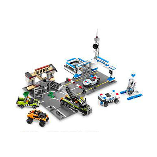 LEGO 8211 - Racers Brick Street Getaway 552pcs