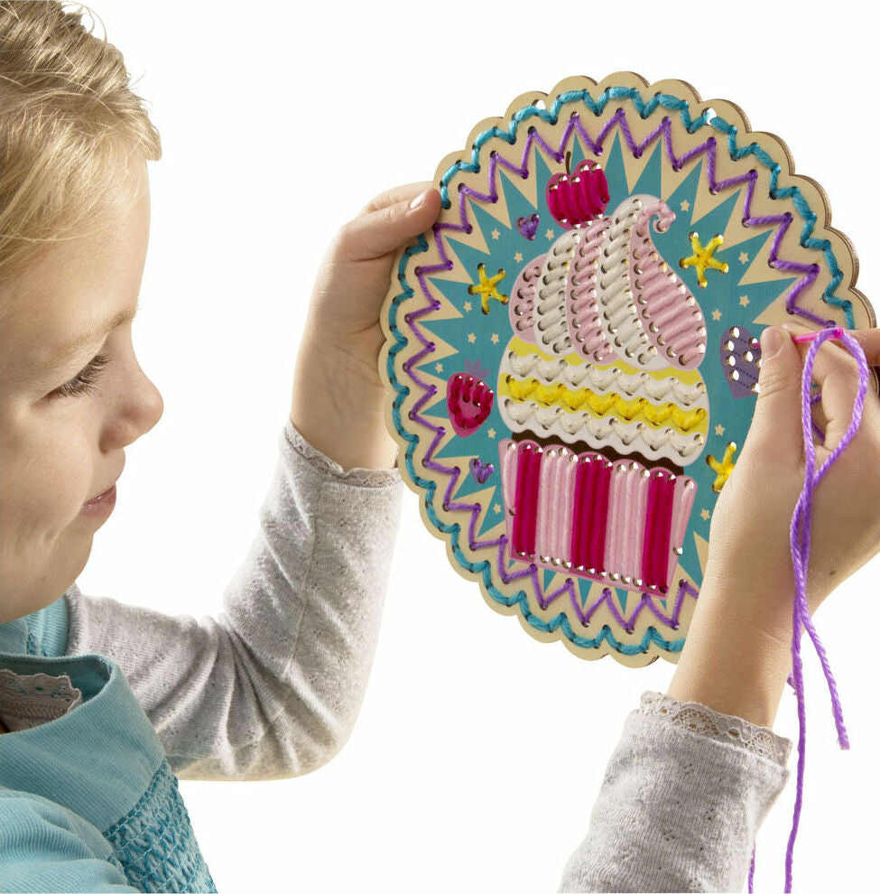 Stitch by Color - Cute Cupcake