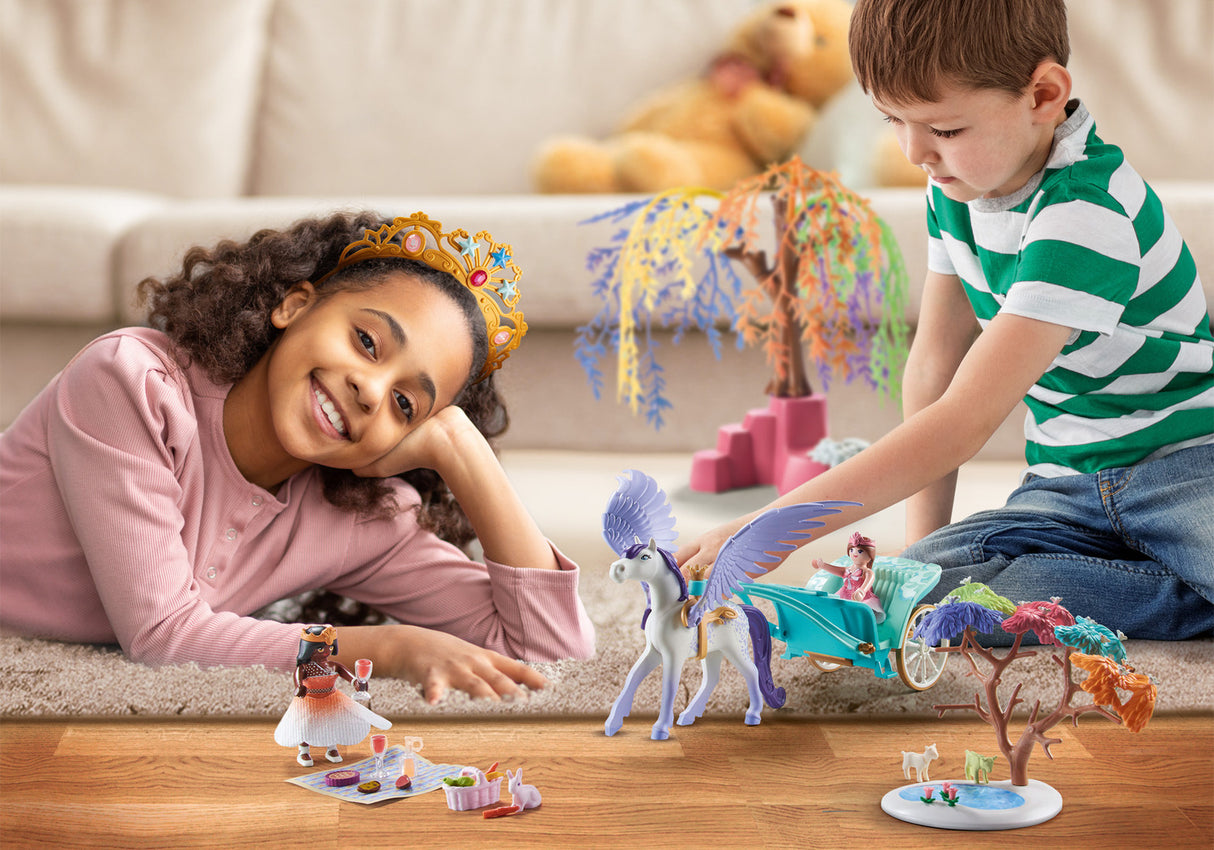 Playmobil Picnic with Pegasus Carriage