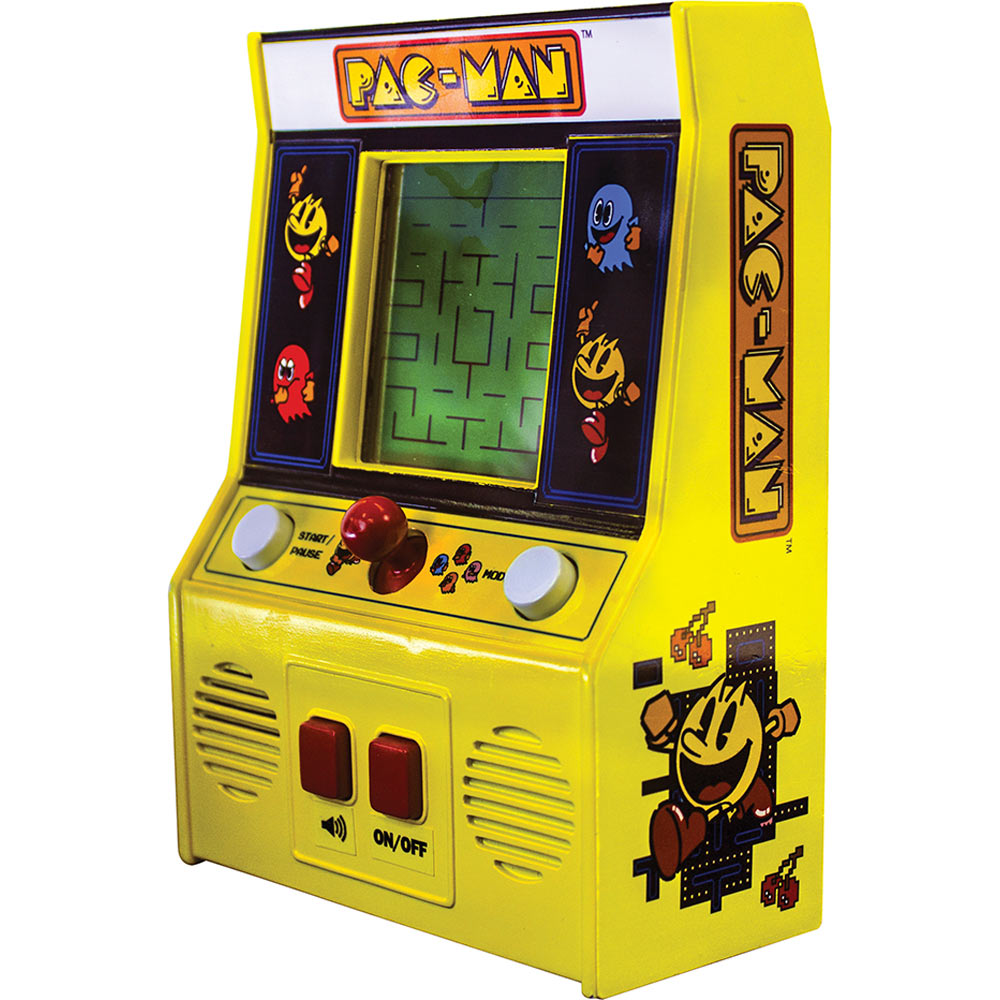Pac-Man Retro Arcade Game