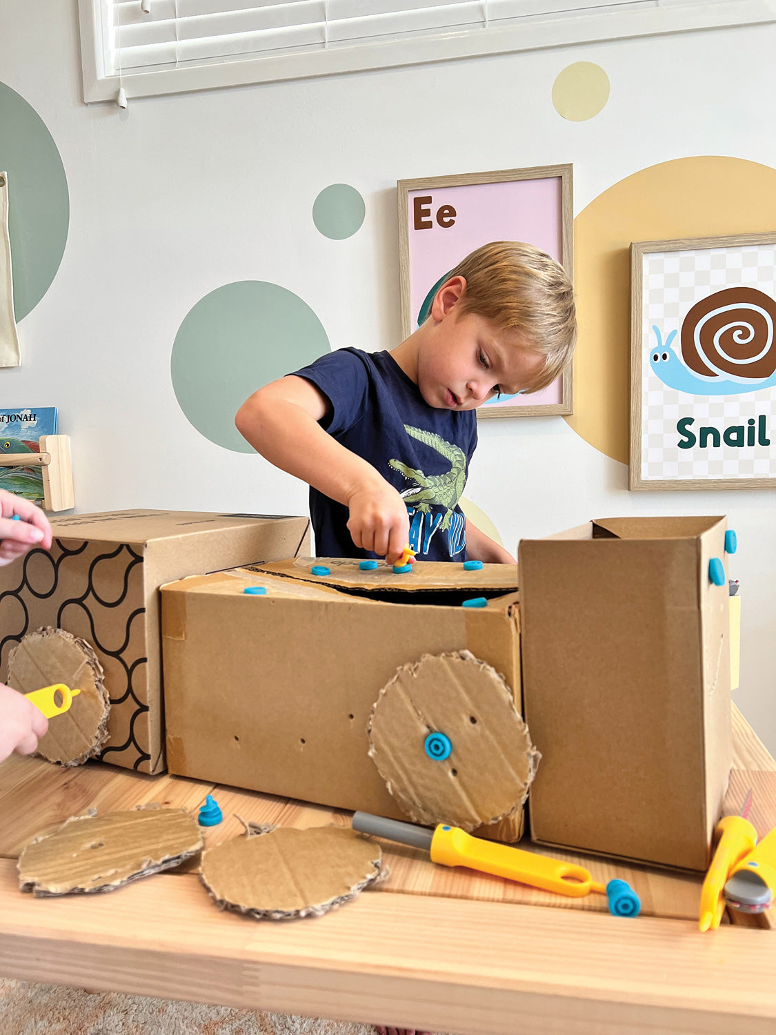 Makedo Discover Cardboard Construction Kit