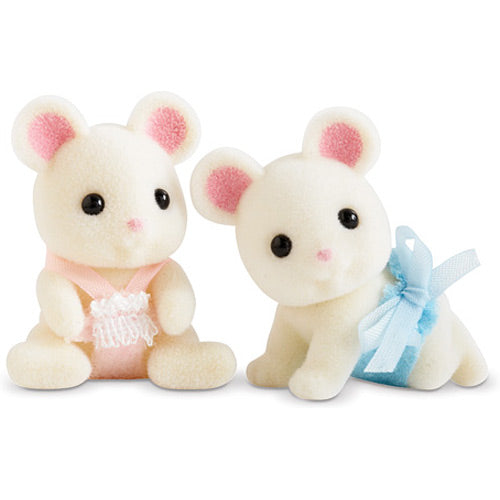 Deluxe Village House Bonus Gift Set