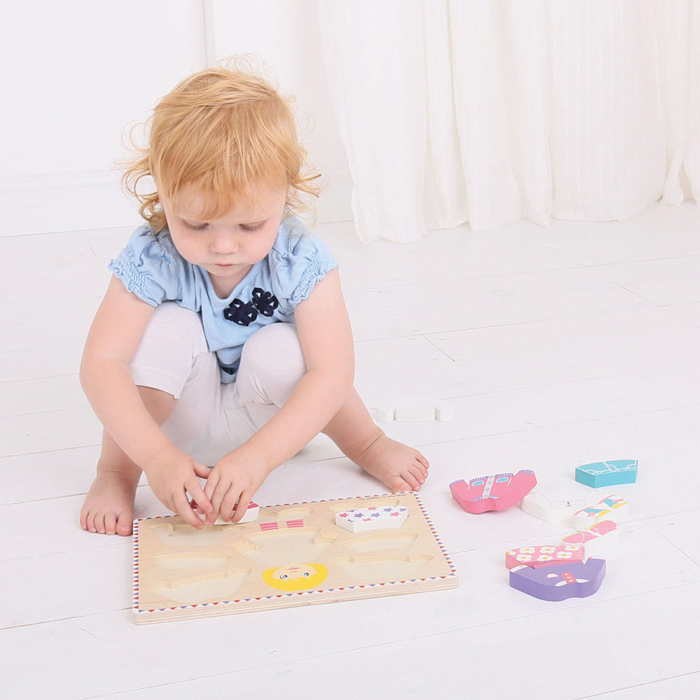 Dressing Girl Puzzle
