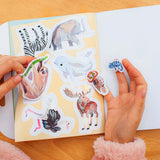 Wonderful Animals (shiny sticker book)