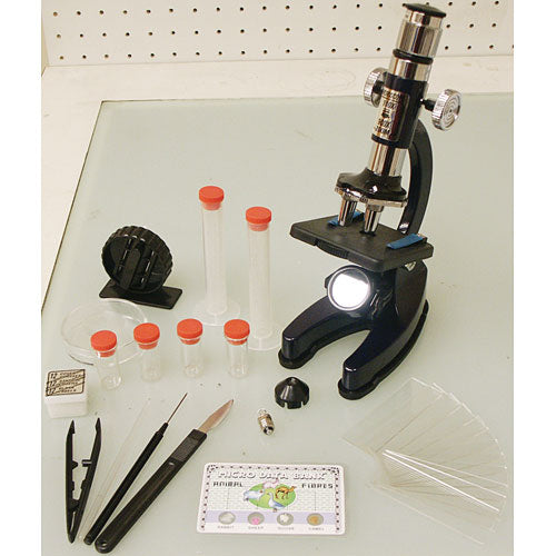 Microscope w/ Carrying Case