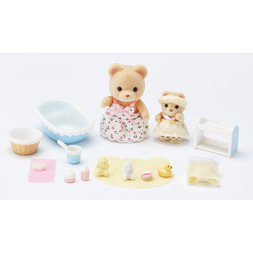 Melissa & Melody's Baby Bath Time