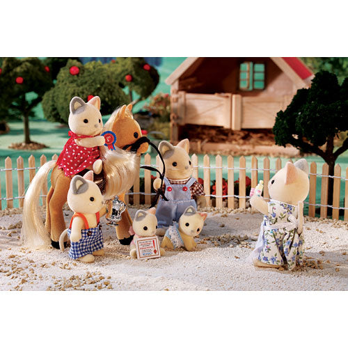 Calico Critters Willow & Carly at the Horse Show