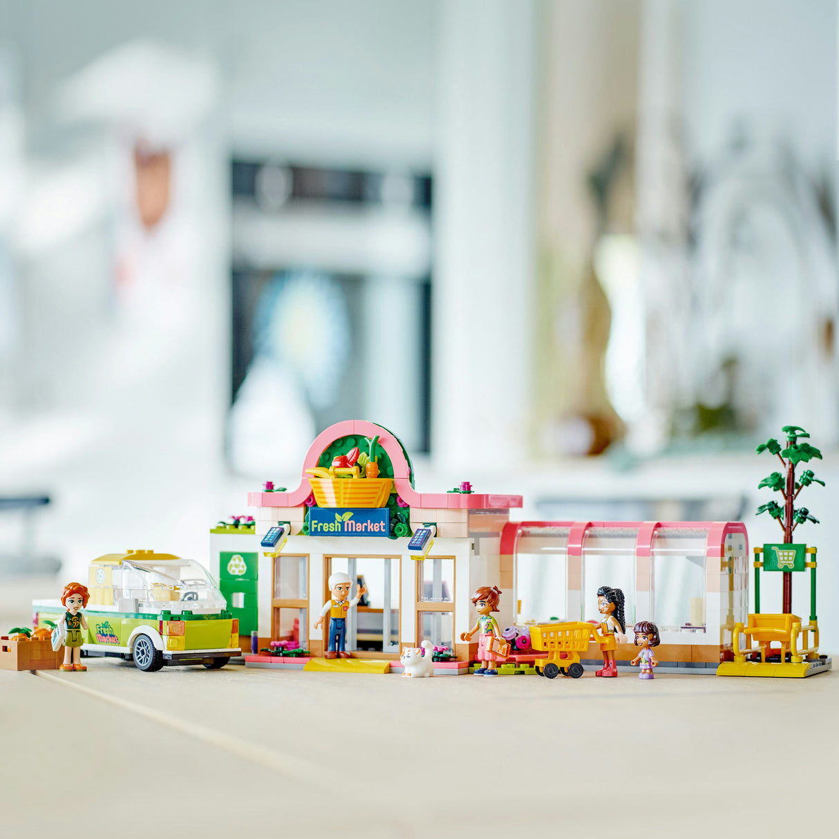 LEGO® Friends: Organic Grocery Store
