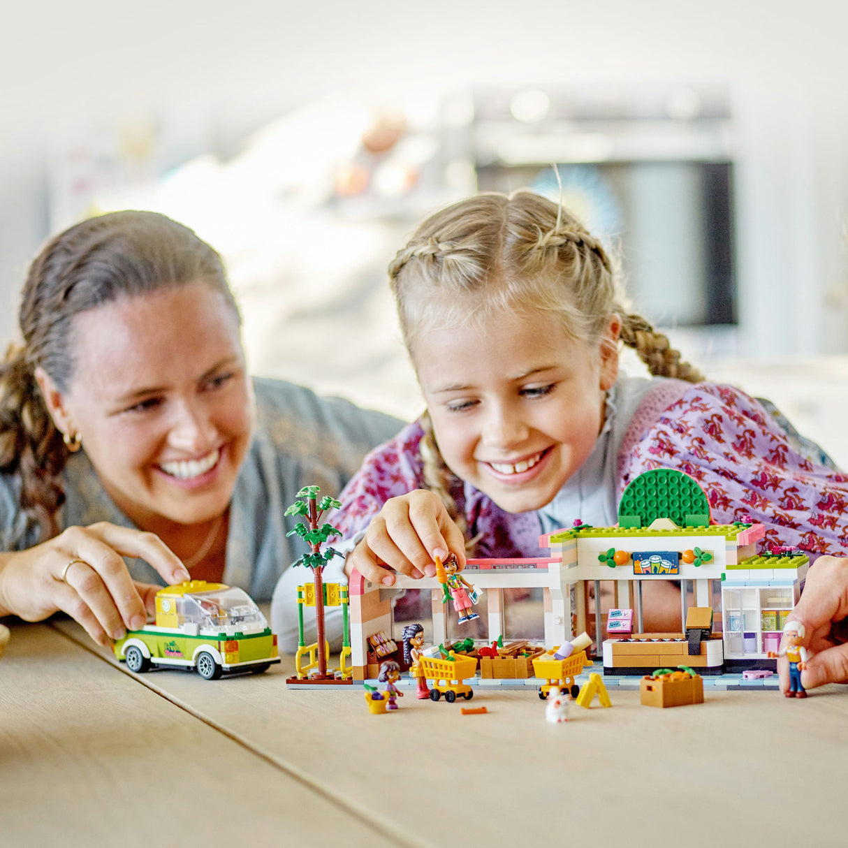 LEGO® Friends: Organic Grocery Store