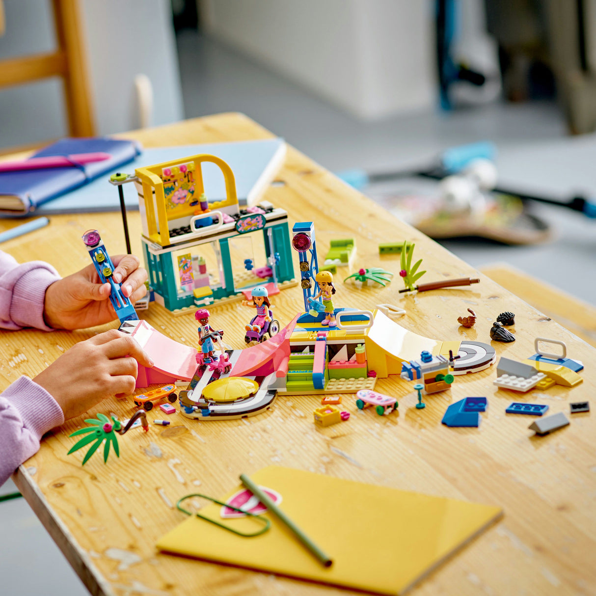 LEGO® Friends: Skate Park Skateboard Set