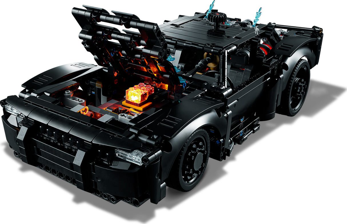LEGO Technic: THE BATMAN - BATMOBILE