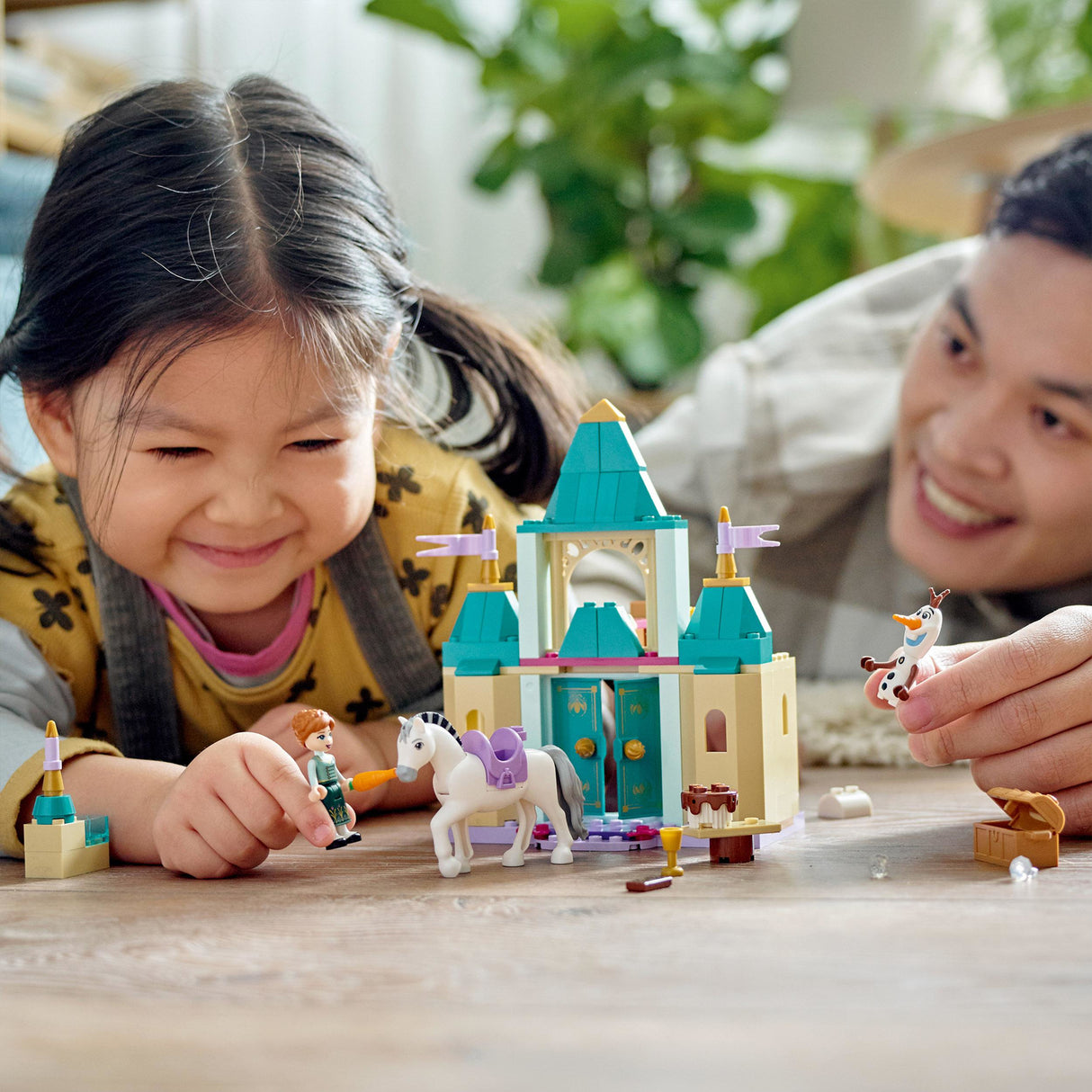 LEGO® Disney Princess Disney Anna and Olaf's Castle Fun Set
