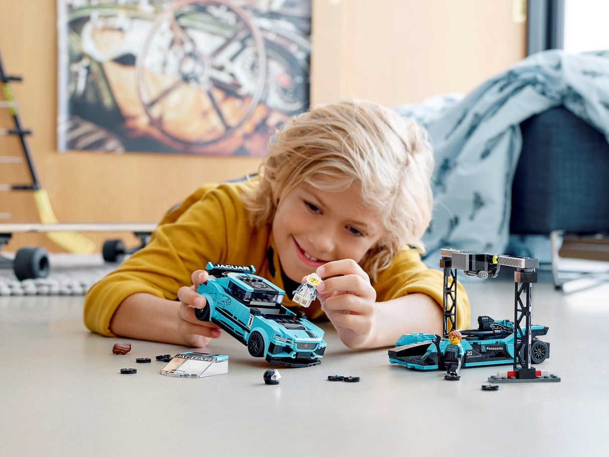 LEGO Speed Champions: Formula E Panasonic Jaguar Racing GEN2 car & Jaguar I-PACE eTROPHY
