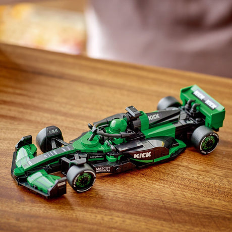 LEGO Speed Champions: KICK Sauber F1® Team C44 Race Car