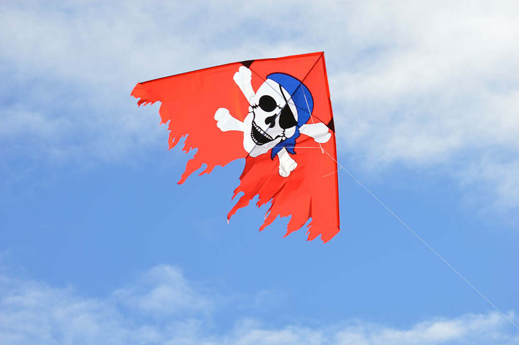 Pirate Delta Kite - Red (Bold Innovations)