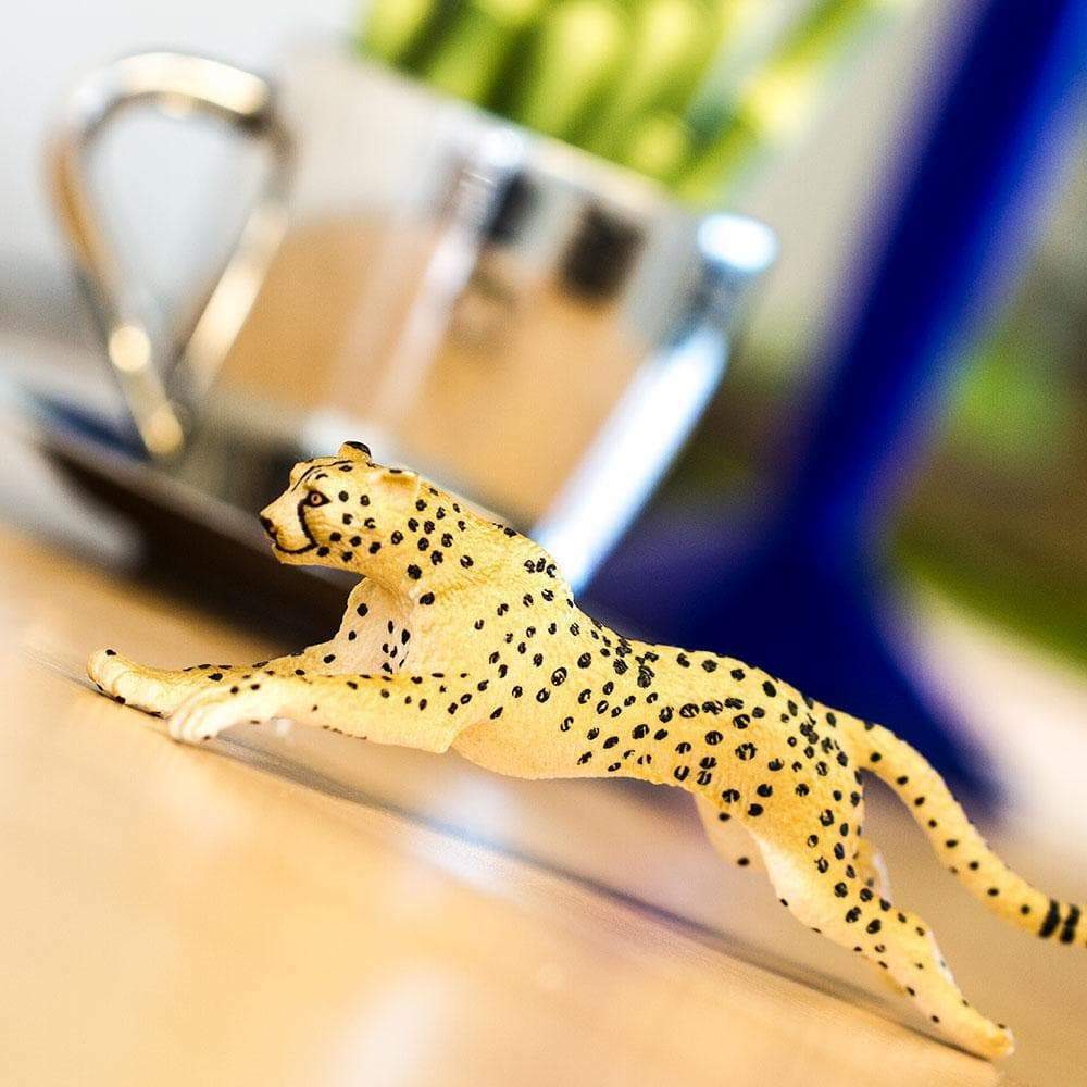 Cheetah Toy – Givens Books & Little Dickens