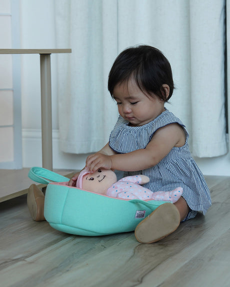 Love, Stella: My First Doll & Bassinet