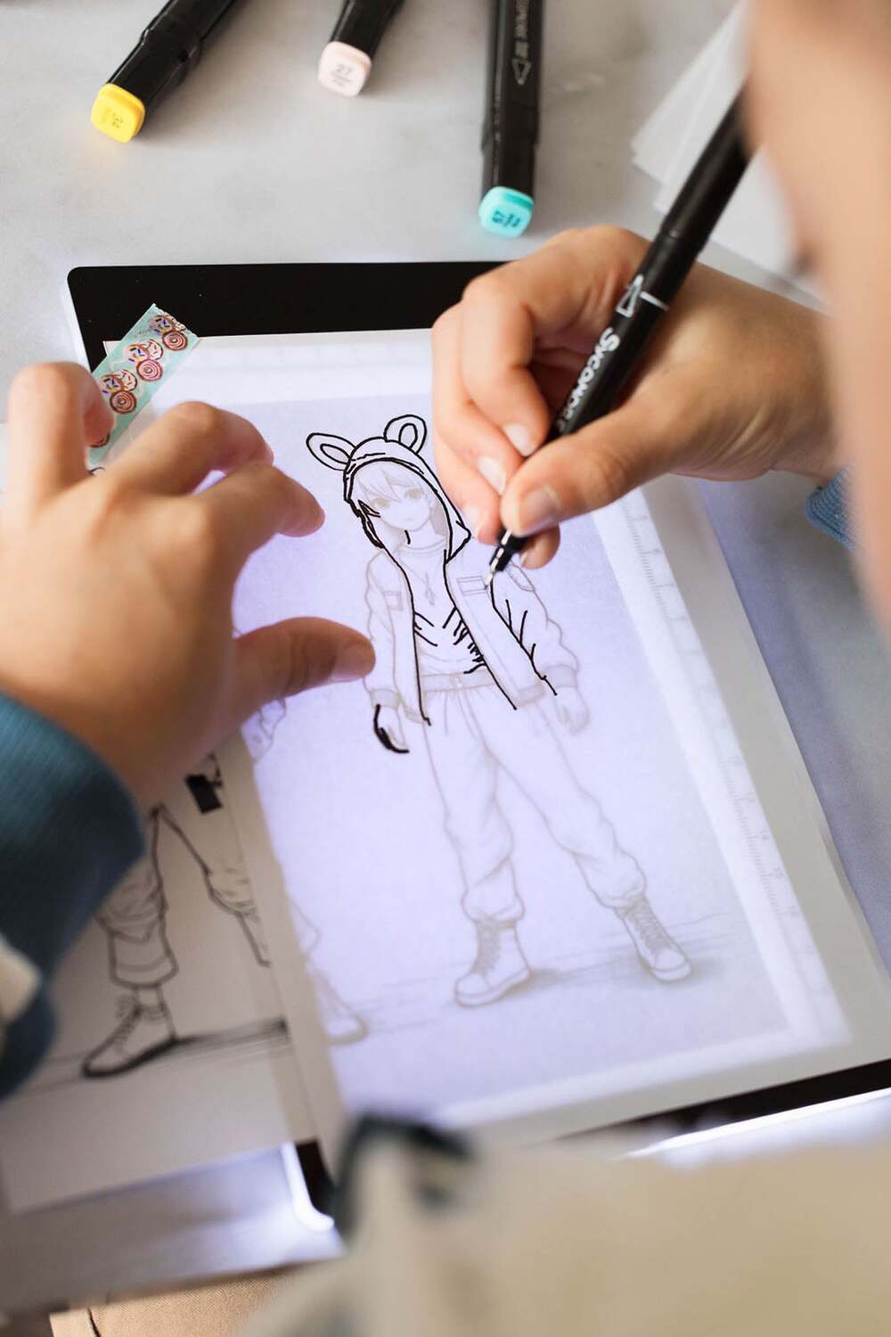 Sycomore Artissimo Create Your Manga Characters Rechargeable Light Pad